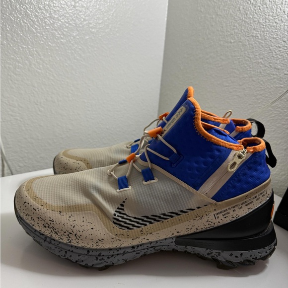 Nike zoom infiniti tour golf Blue and Cream Trail Shoes - Picture 2 of 5